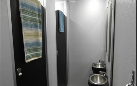 Shower Trailer_Interior
